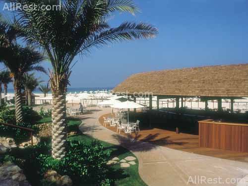 Hilton Dubai Jumeirah 23